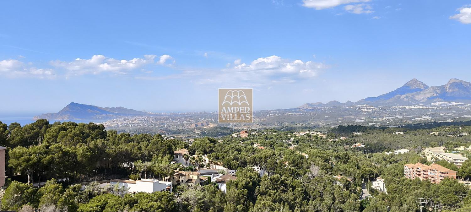 Precioso y amplio apartamento, duplex, con vistas panorámicas.